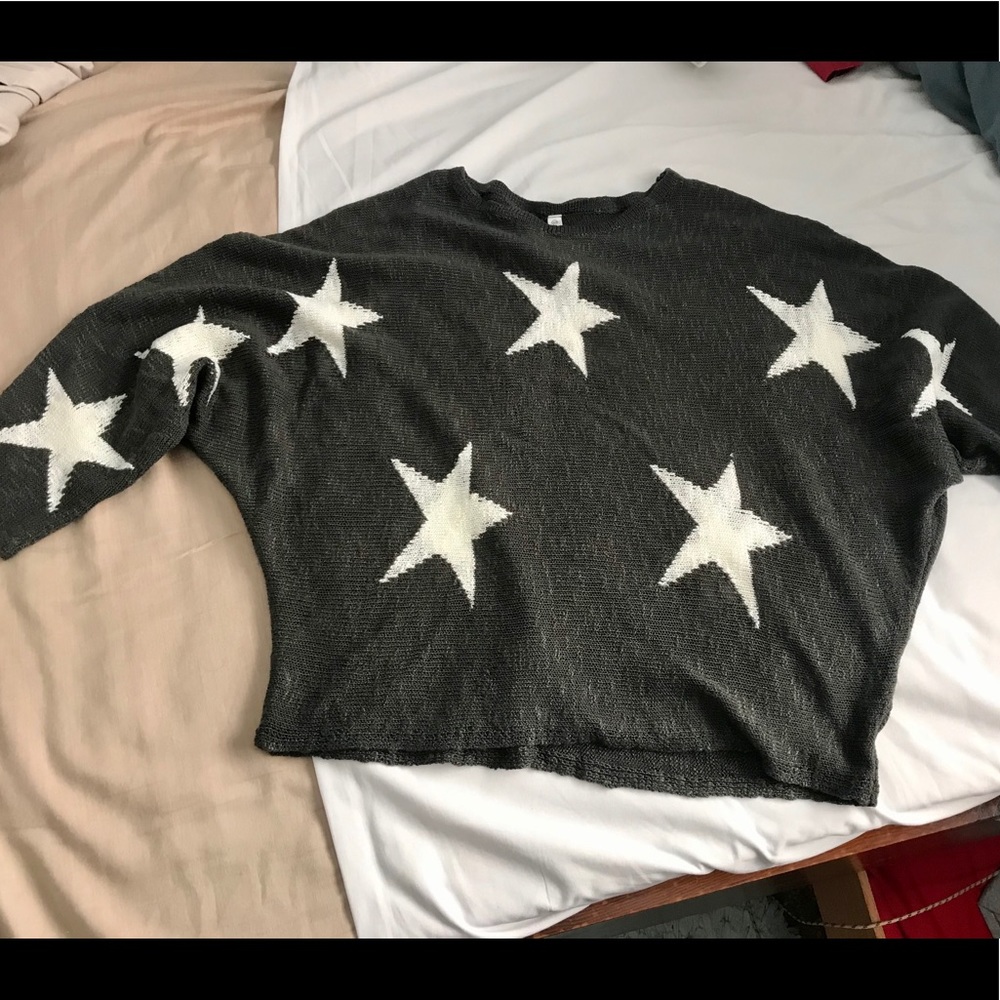 SM Wishlist, Off-Shoulder, Dp Green/Gray, Sweater